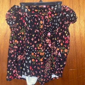 BLACK FLORAL PAPERBAG SHORTS